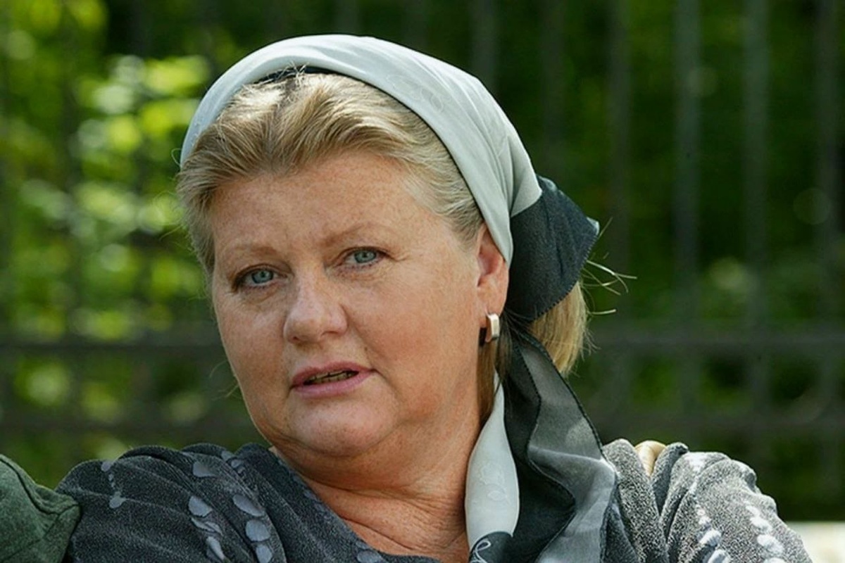 Время и красота: как исторические обстоятельства формировали облик советских женщин